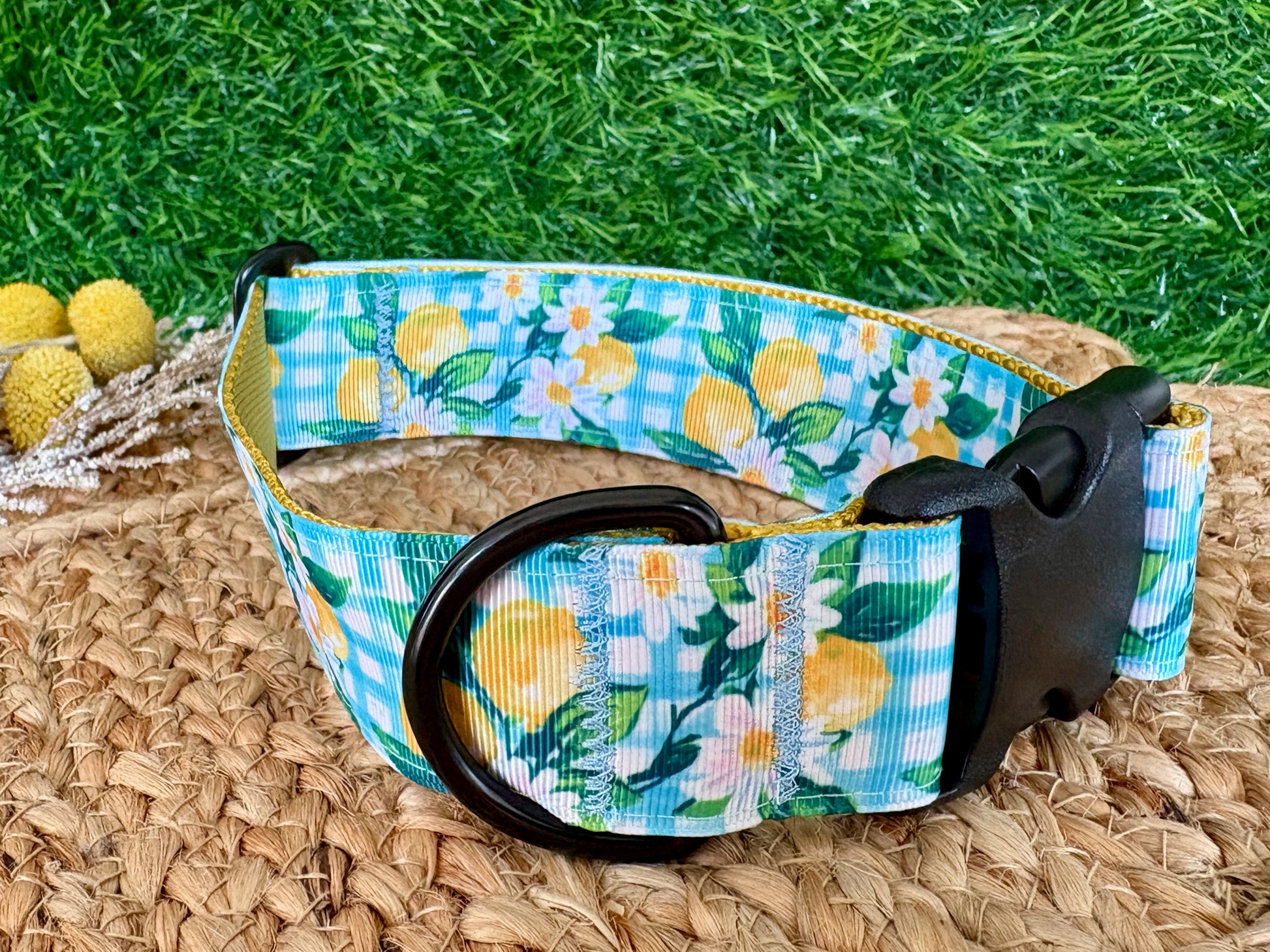 Daisy & Lemons