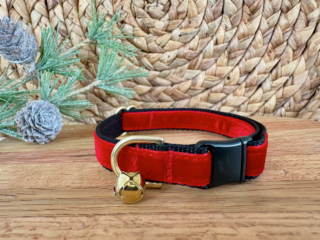 Red Velvet Cat Collar Breakaway